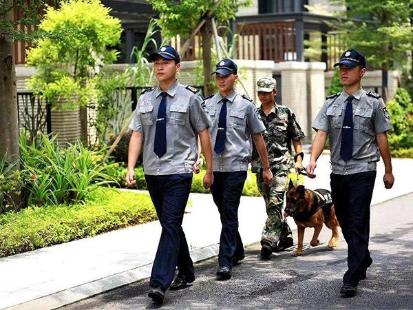 門衛(wèi)保安公司是怎么處理緊急情況的？